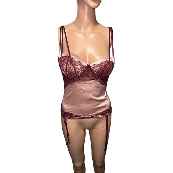 Beautiful women Frederick's of Hollywood Fredrick Of Hollywood Lingerie  burgund - Picture 1 of 5